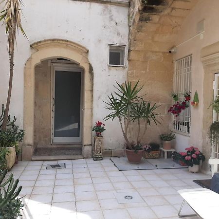 Il Vico Apartment Лече Екстериор снимка